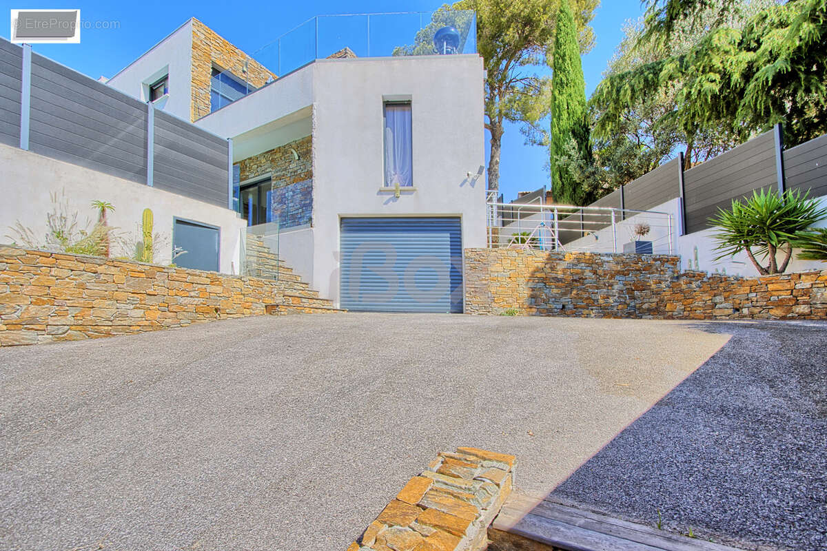Maison à LA GARDE