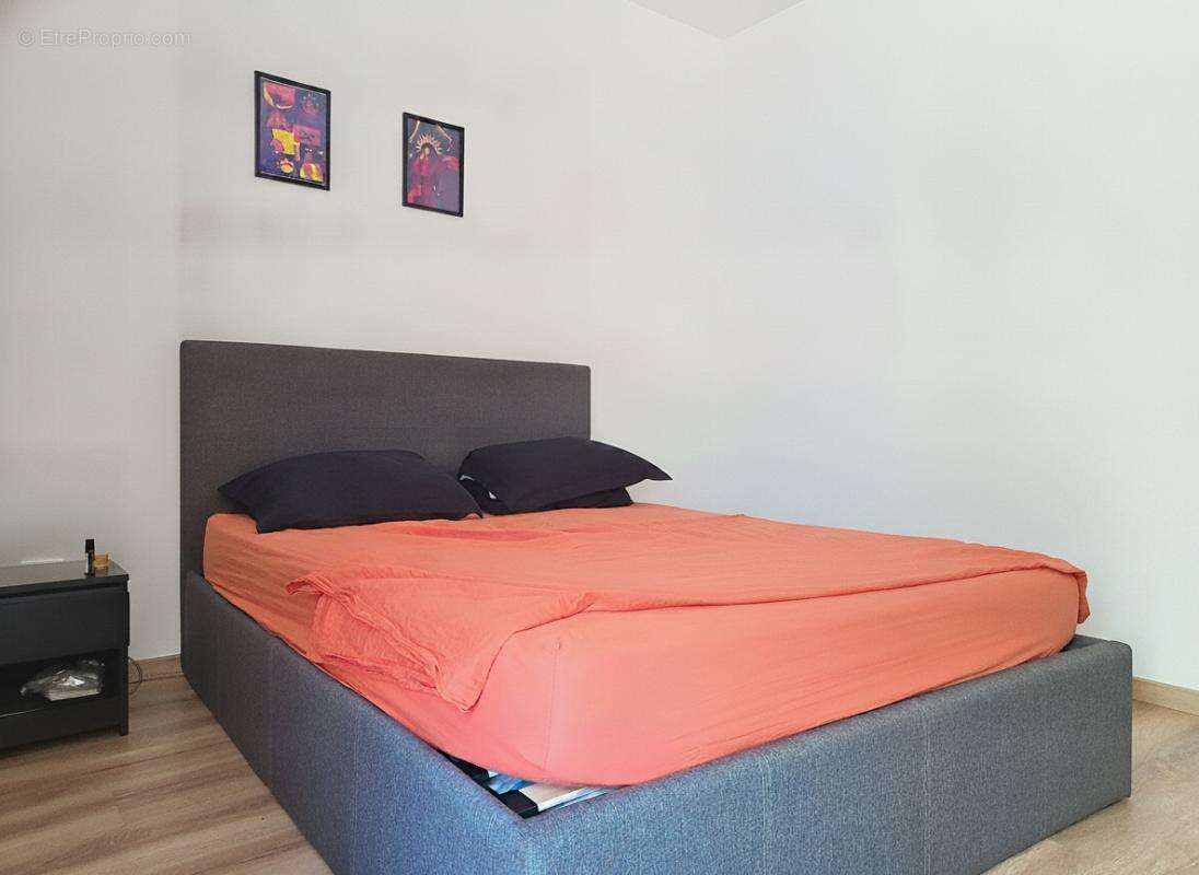 Appartement à MEYZIEU
