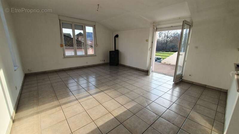 Appartement à LUXEUIL-LES-BAINS