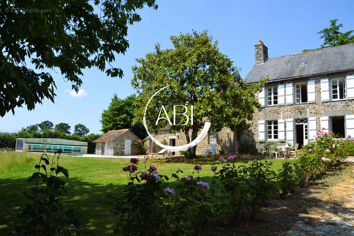 Maison à TESSE-FROULAY