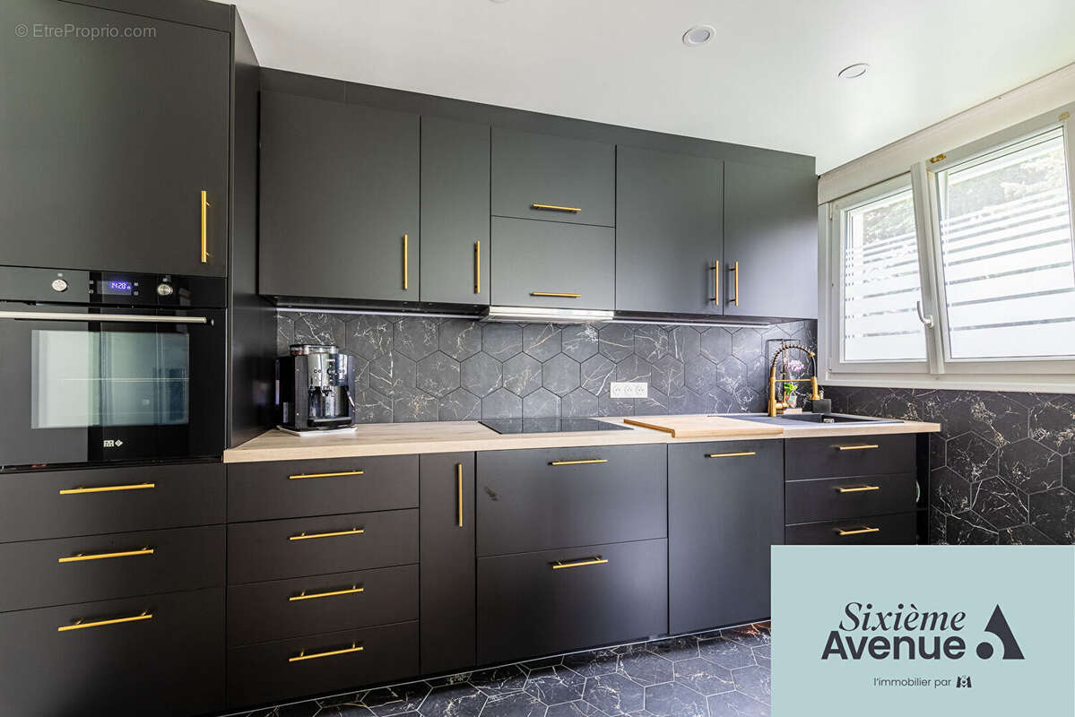 Appartement à CHILLY-MAZARIN