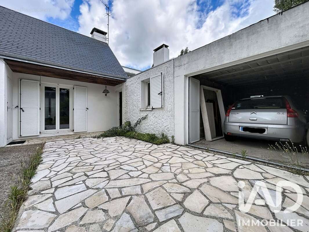Photo 3 - Maison à MONTLIGNON