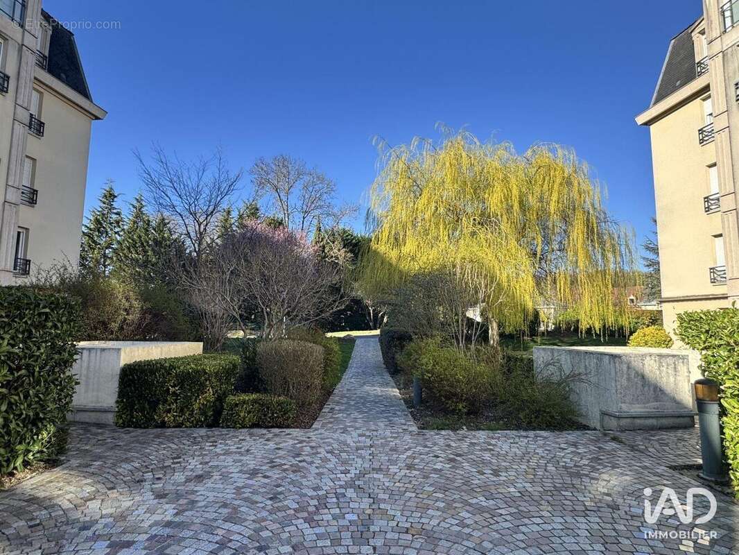 Photo 2 - Appartement à ETIOLLES