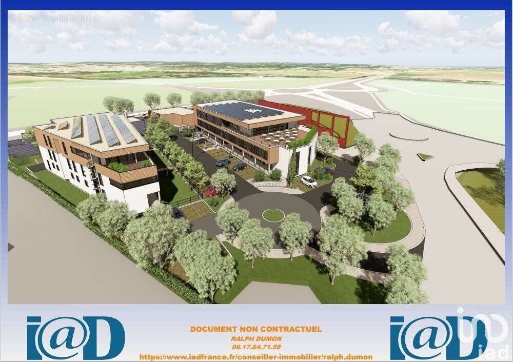 Photo 3 - Commerce à VERGEZE