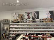 Commerce à PARIS-8E