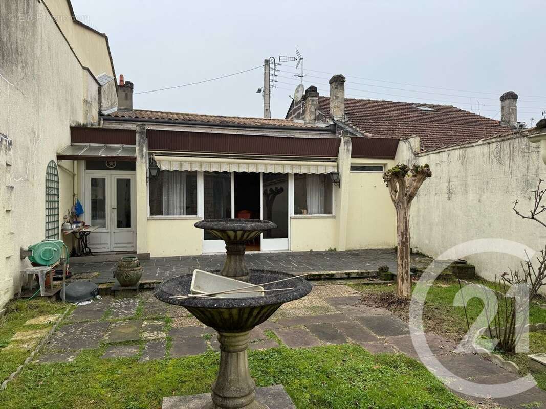 Maison à LE BOUSCAT