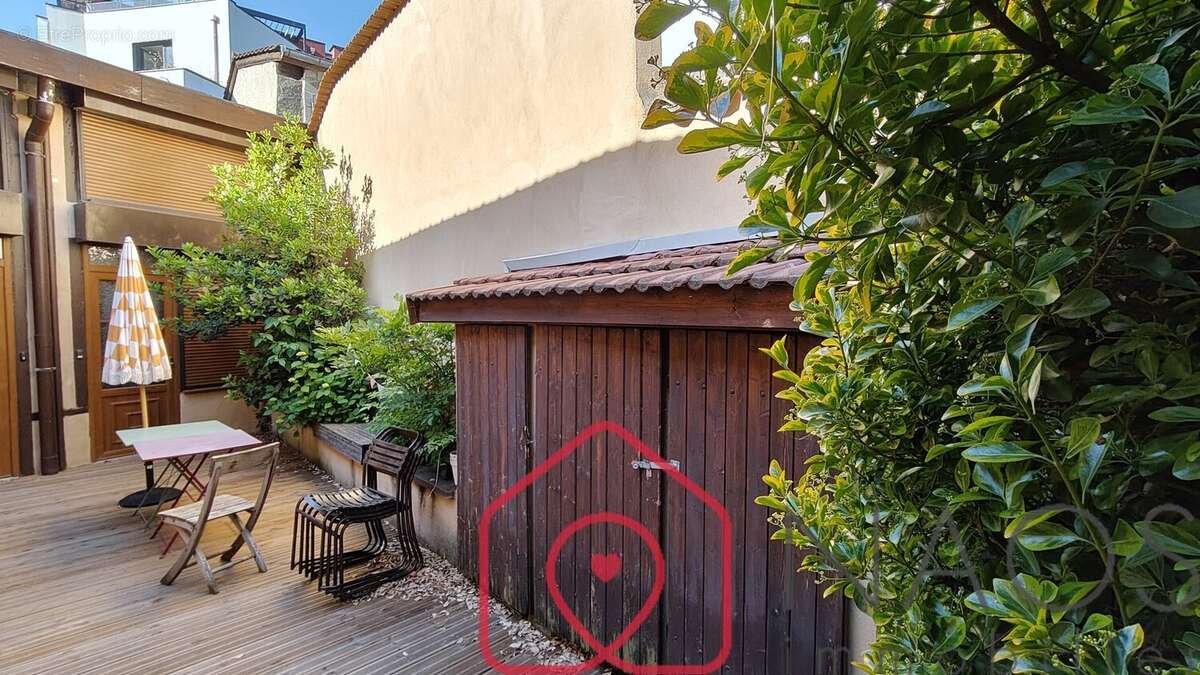 Appartement à TASSIN-LA-DEMI-LUNE