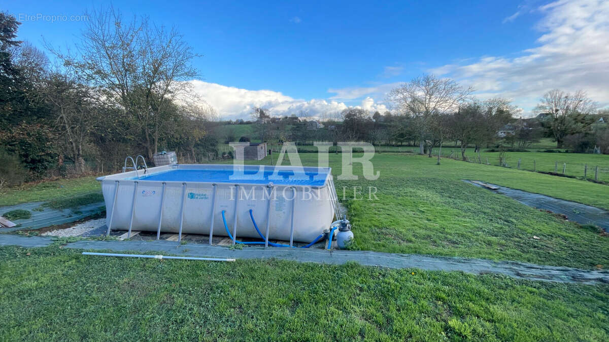 Maison à FRESNAY-SUR-SARTHE