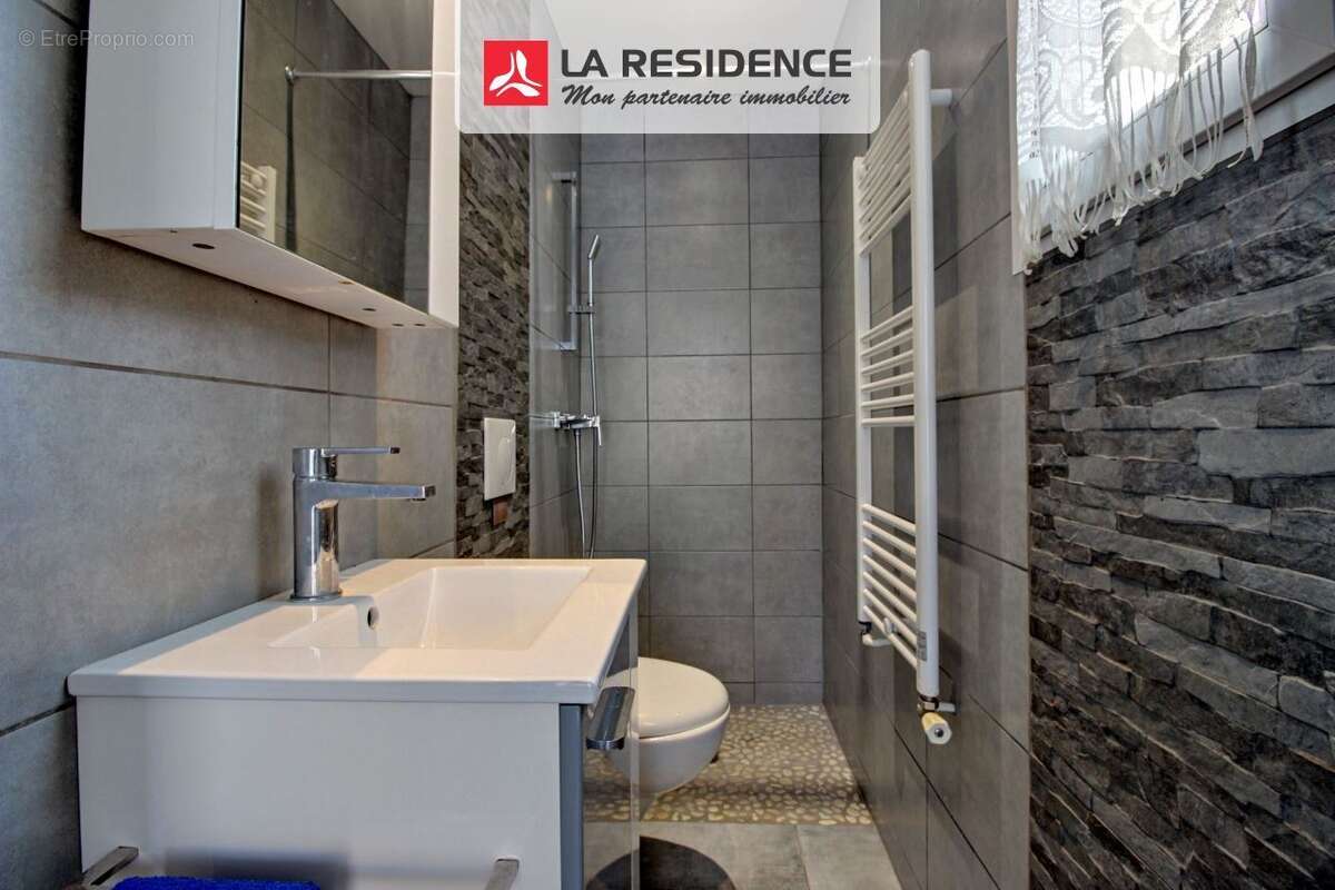 Maison à SARTROUVILLE