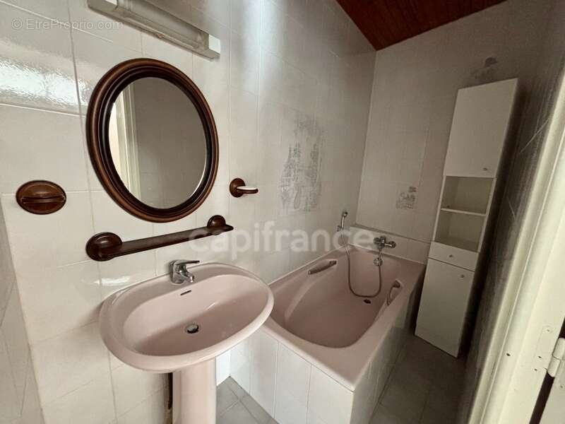 Appartement à vendre 2 pièces LA CIOTAT (13) - photo 7