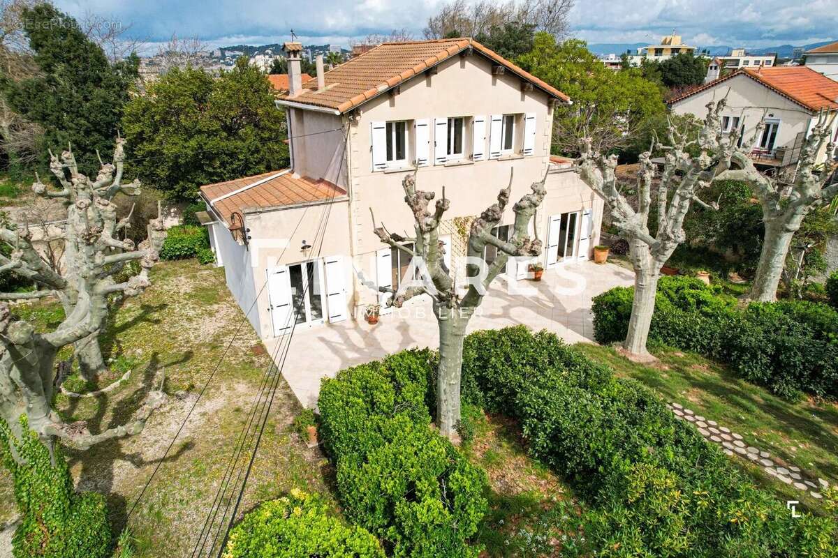 Maison à MARSEILLE-8E