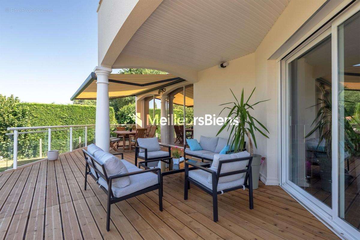 Maison contemporaine 287m2 - 5 chambres - Terrain 2512m2 - DPE A - photo 17