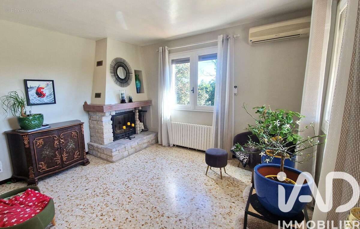 Maison 274 m² à Saint-Nazaire  - photo 6