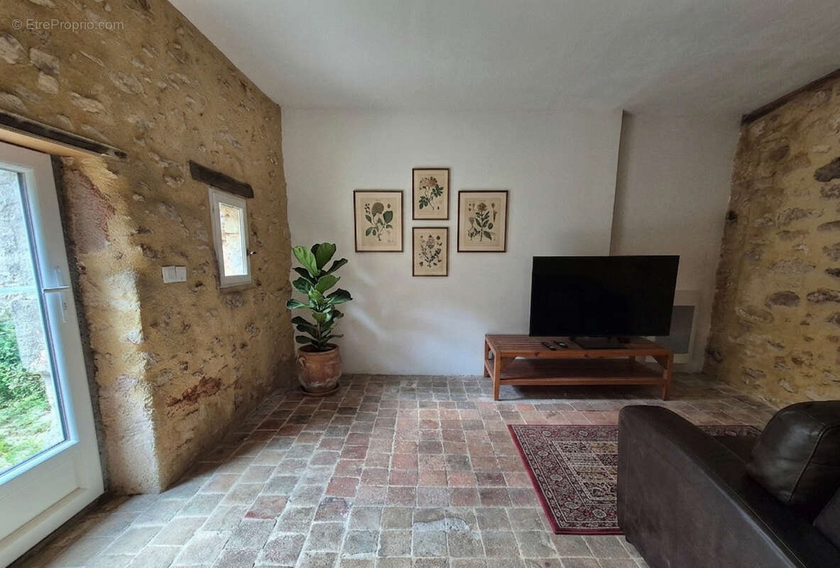 Maison à THOUARCE