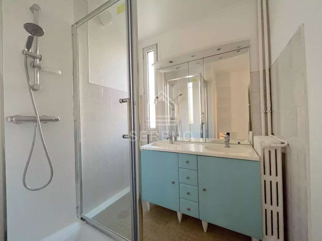 Appartement à ASNIERES-SUR-SEINE