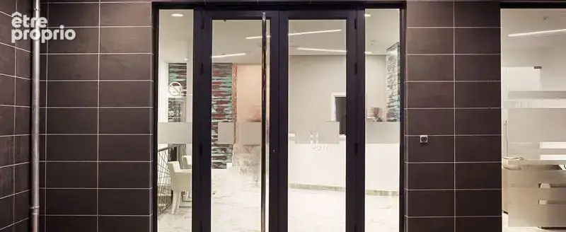 Commerce 176 m² à vendre à Versailles (78000) - photo 2