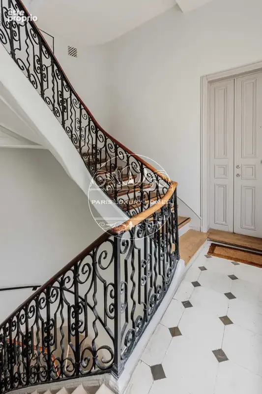 Appartement coup de coeur de prestige proche de la place des victoires - photo 7