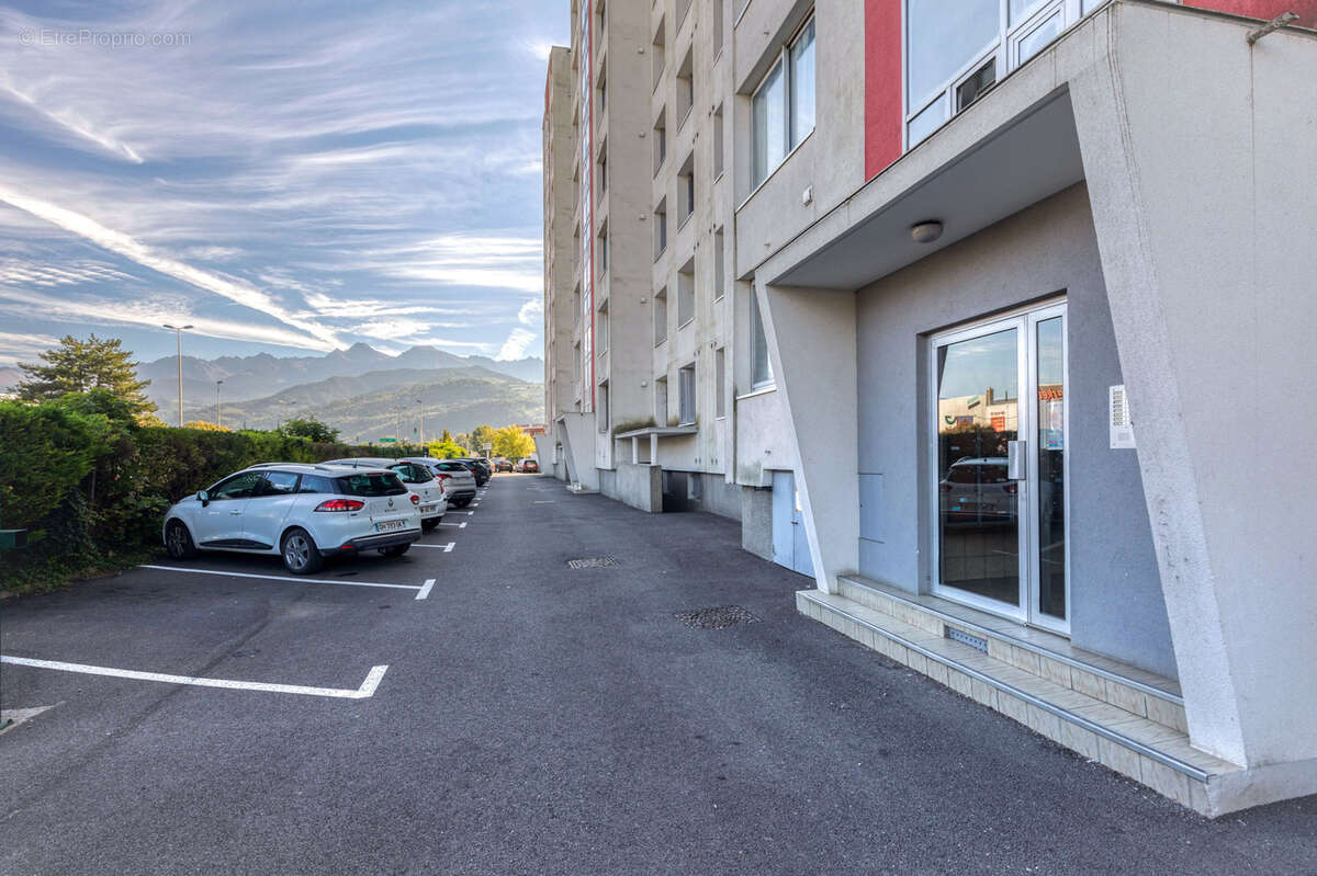 Appartement à SAINT-MARTIN-D&#039;HERES