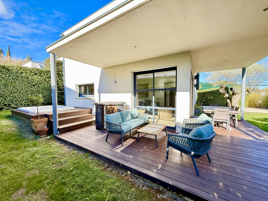 Maison à SAINT-GELY-DU-FESC