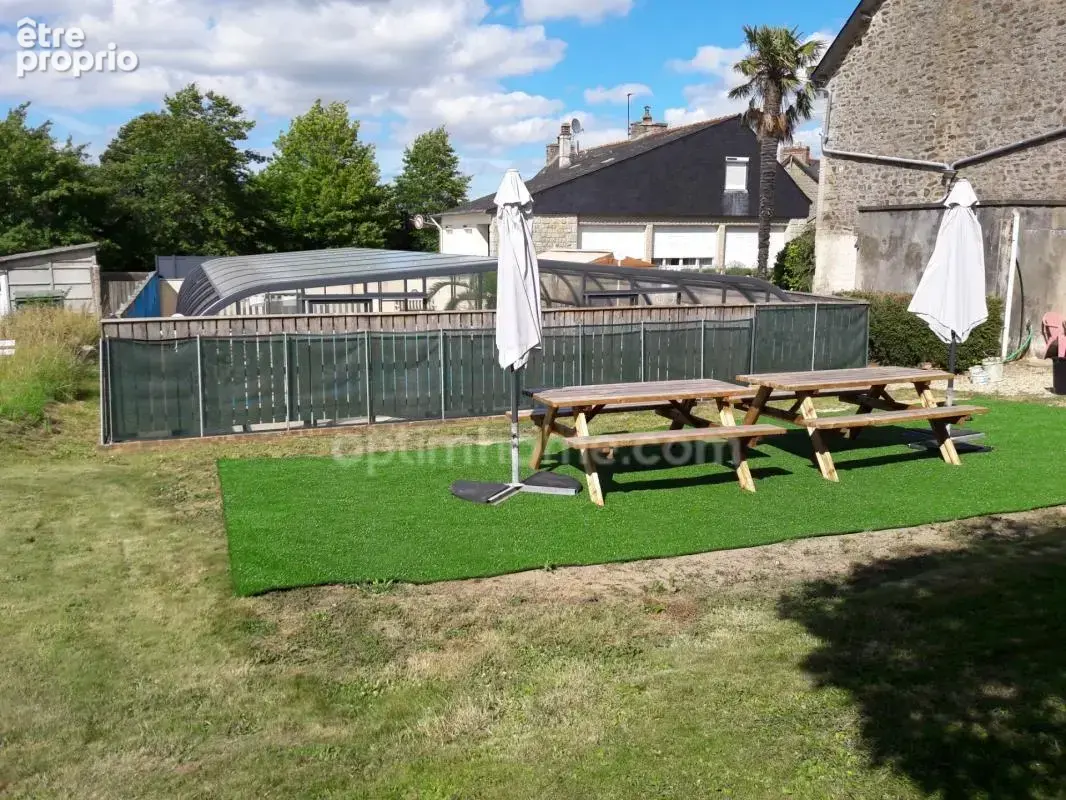 Ensemble immobilier avec bar-restaurant, gîtes et piscine – fort potentiel touristique Proche de DINAN (22) - photo 3
