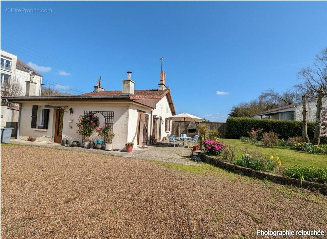 Photo 1 - Maison à BEAUVAIS