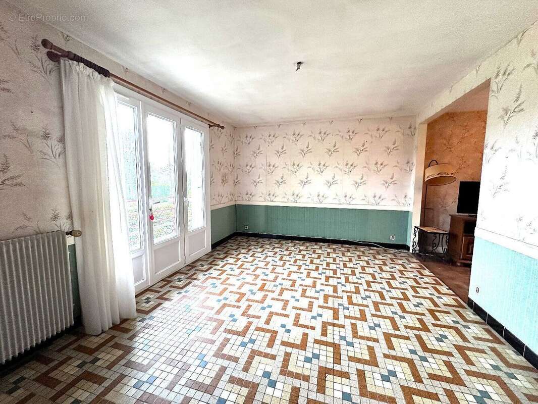 Maison à MAZIERES