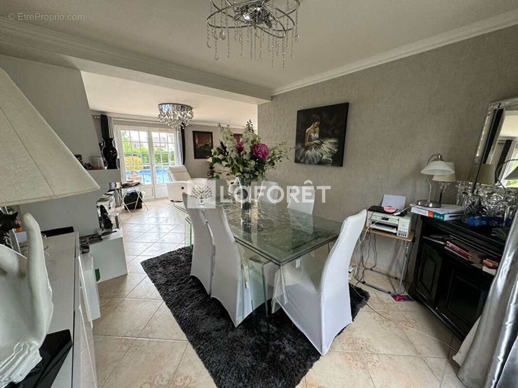 Maison à CORMEILLES-EN-PARISIS