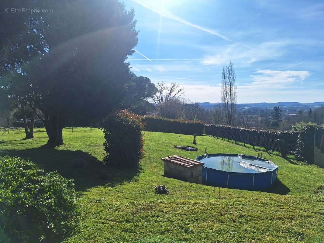 Maison à MONSEMPRON-LIBOS