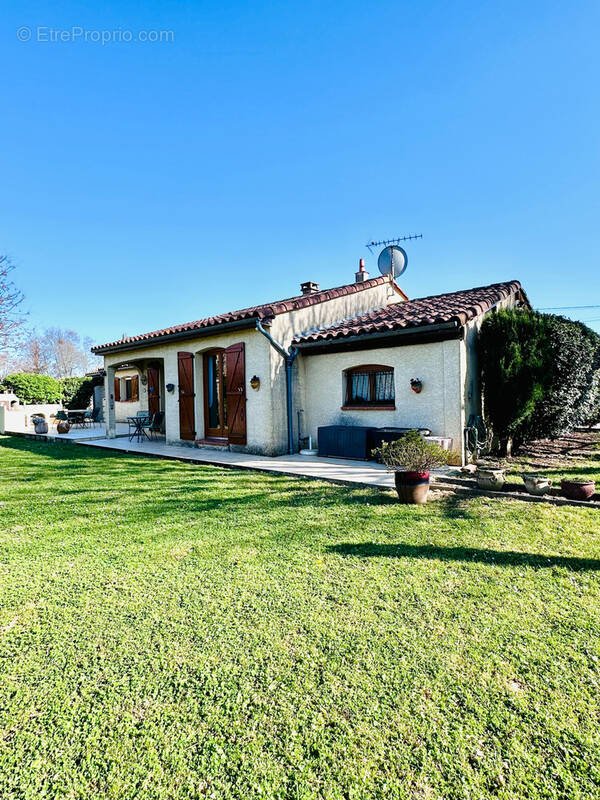 Maison à FONTENILLES