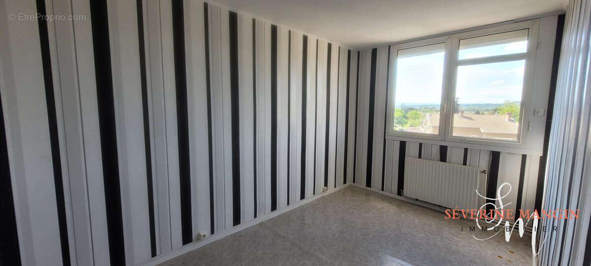 Appartement à ROMANS-SUR-ISERE