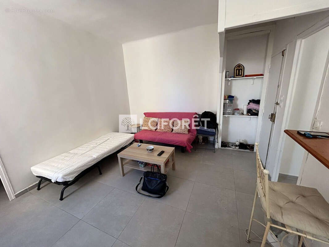 Appartement à MARSEILLE-7E