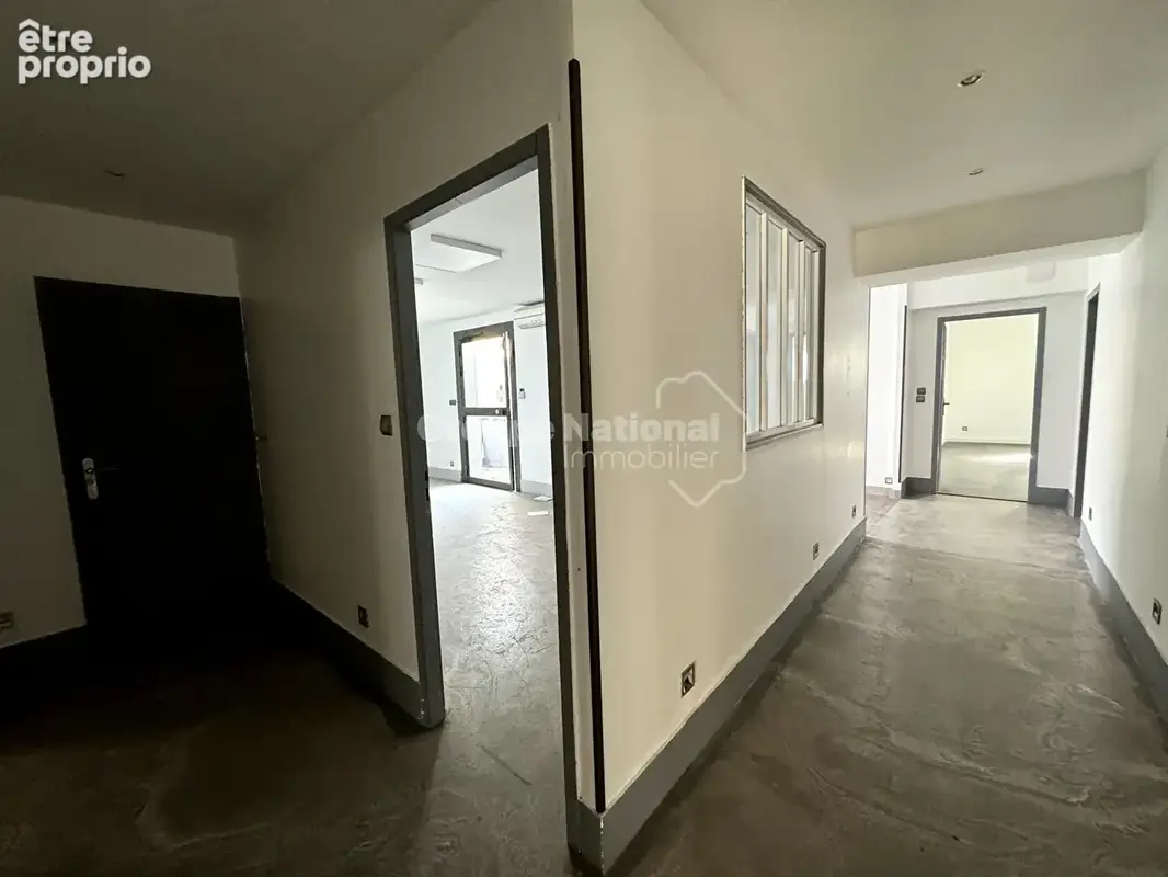 local commercial, médical, bureaux de 137m² - photo 4
