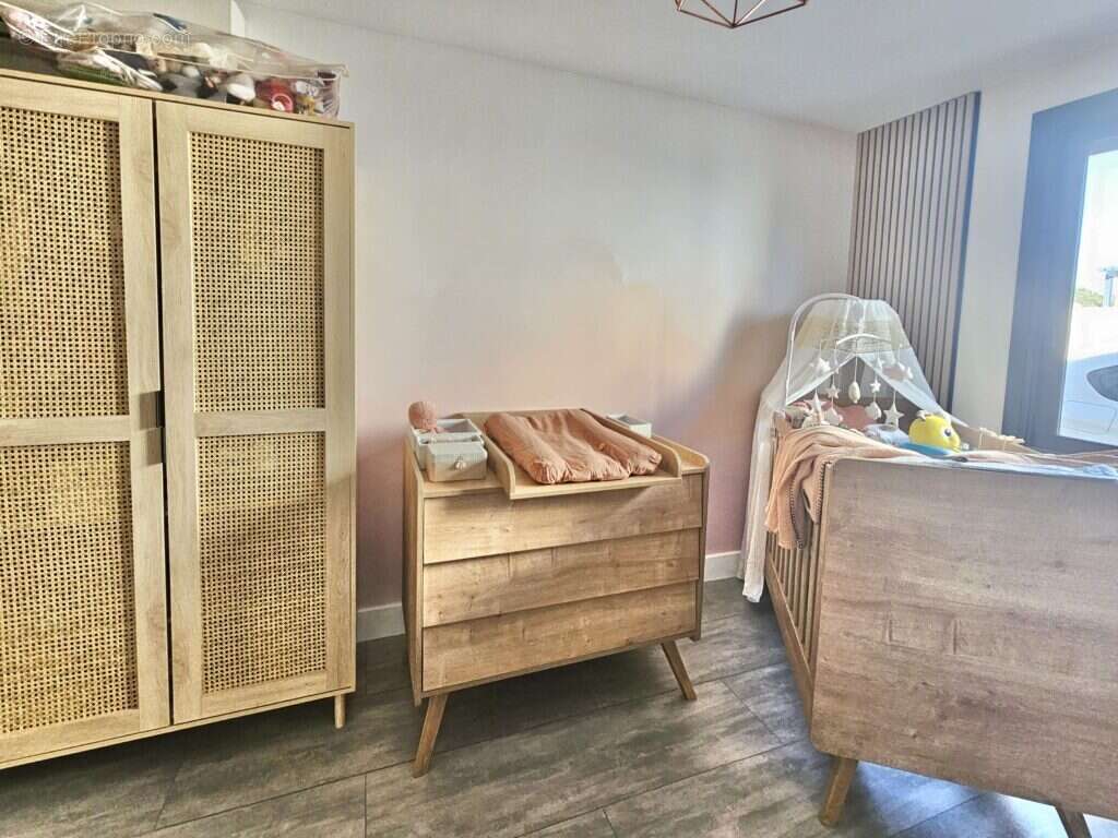 Mauguio – Ensemble immobilier : résidence principale + 5 appartements - photo 11