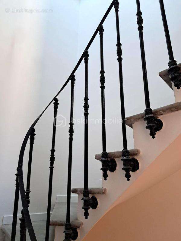 Maison à SAINT-ANDRE-DE-ROQUELONGUE