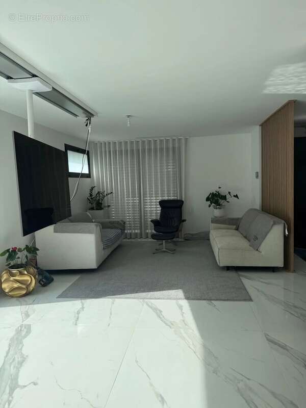 Maison à LA FRETTE-SUR-SEINE