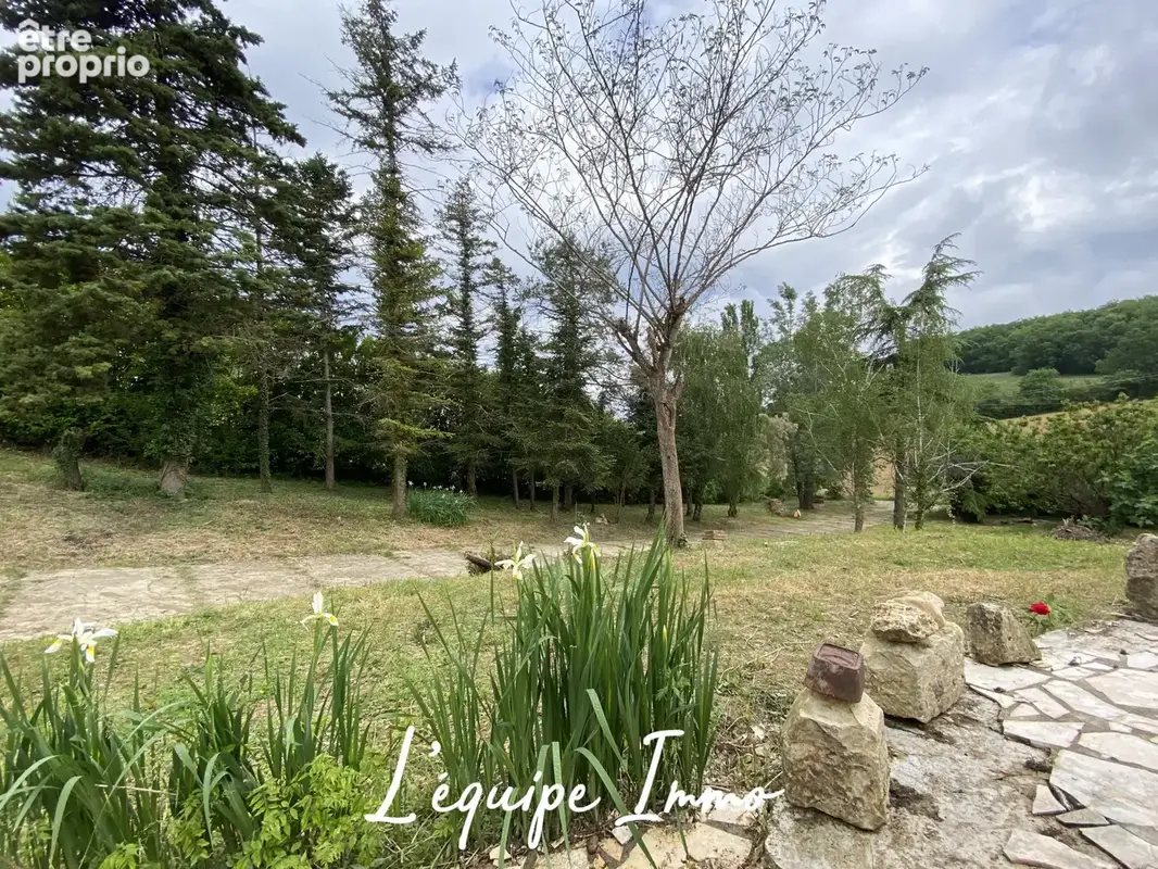 Maison T6 sur 1 hectare de terrain - photo 33