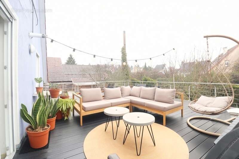 Profitez d'une superbe terrasse de 40 m² dans un cadre lumineux et moderne - photo 3