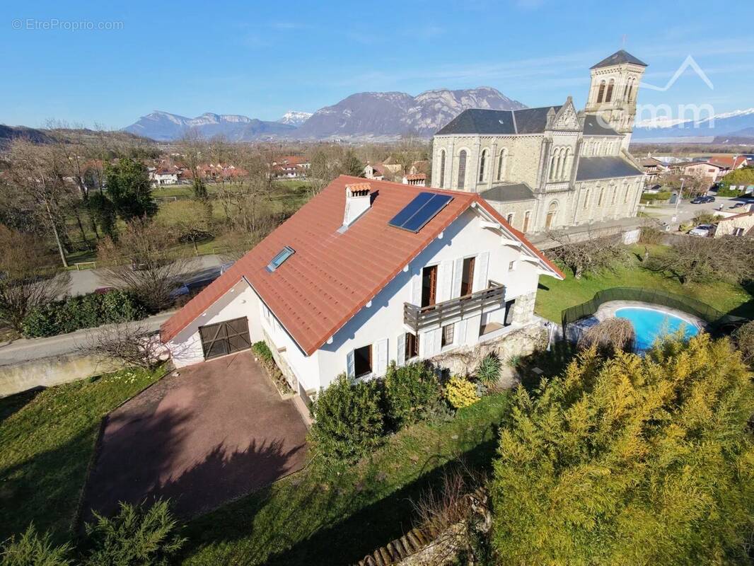 Maison à CHAPAREILLAN