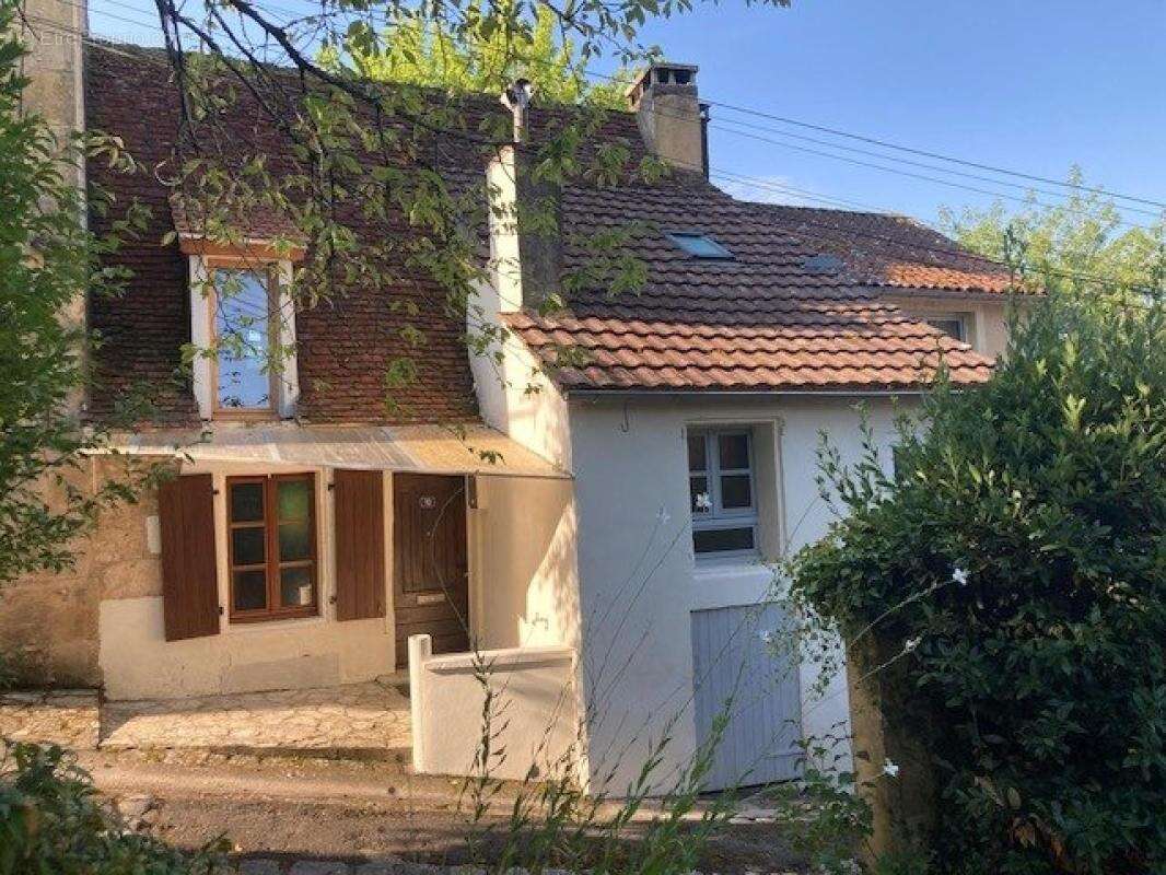 Maison de village rénovée - 71 m² - photo 10