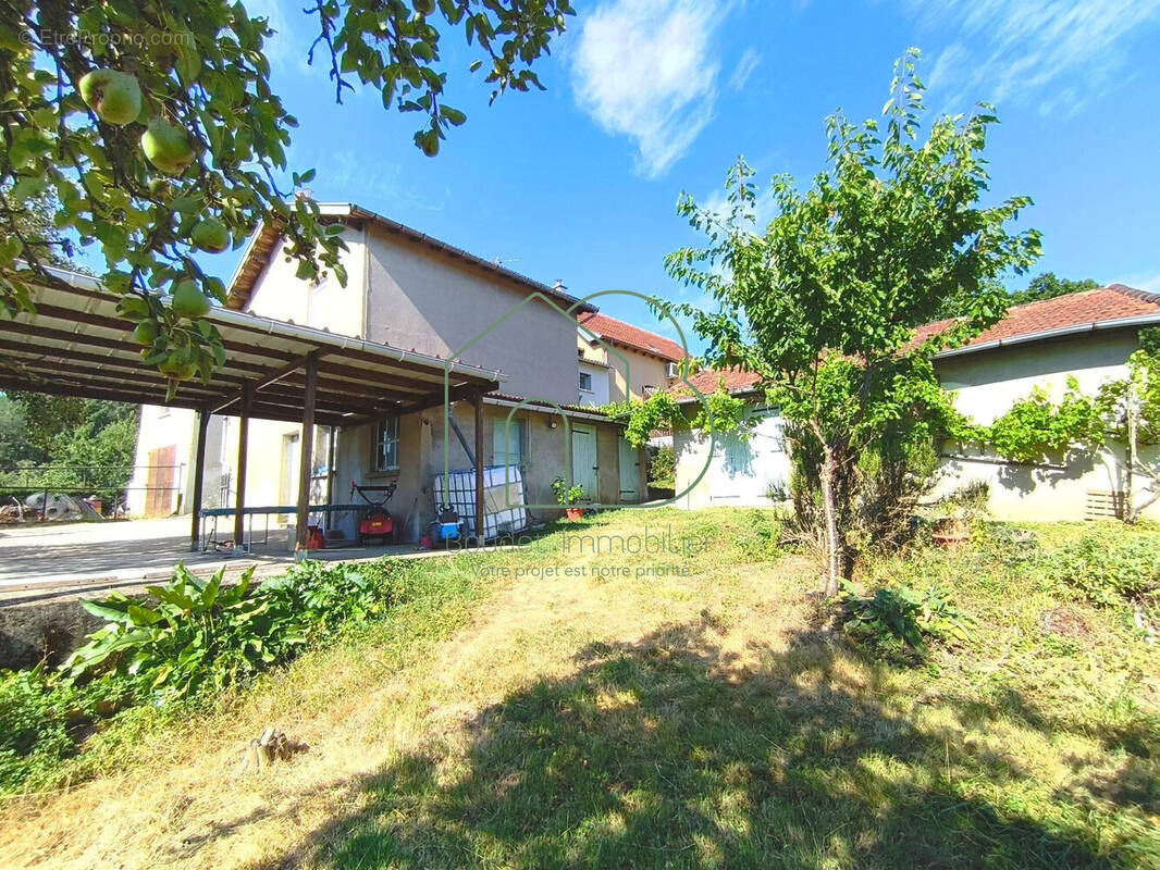 Maison à AUBIN