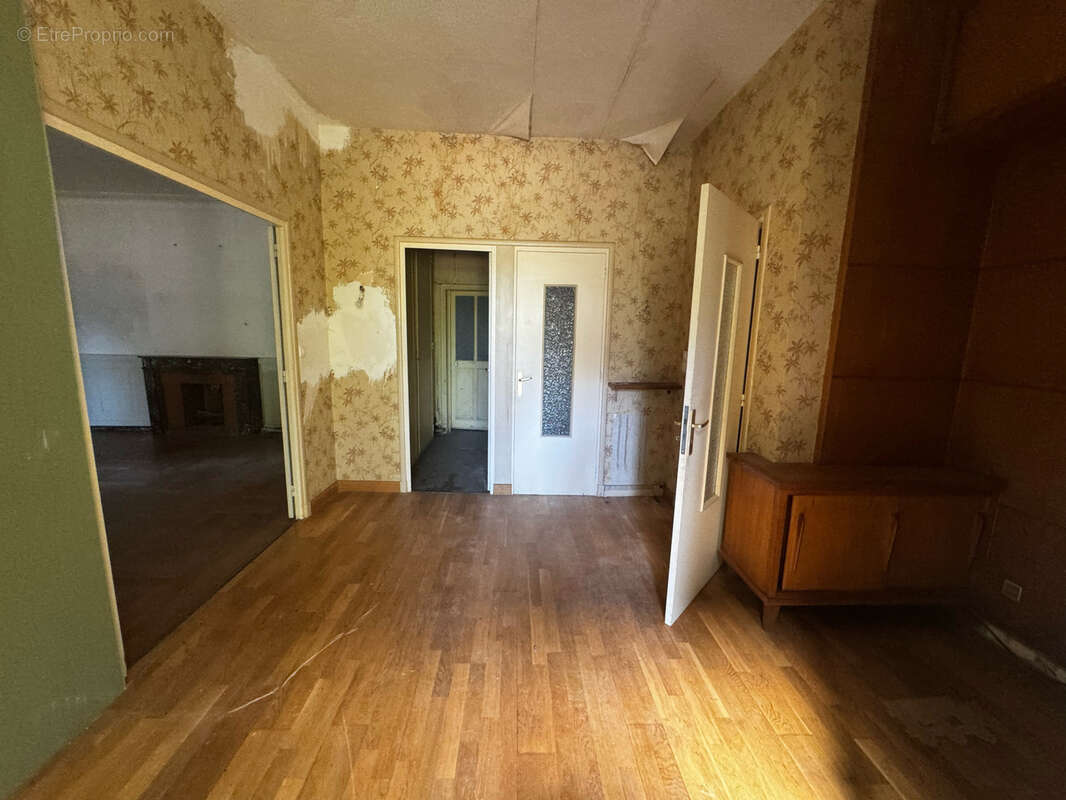 Bien de caractère à Annonay - Quartier recherché - photo 13