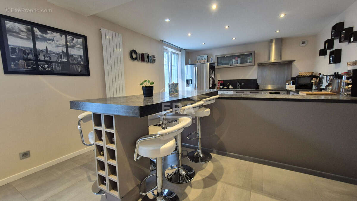 Maison à GRISY-SUISNES