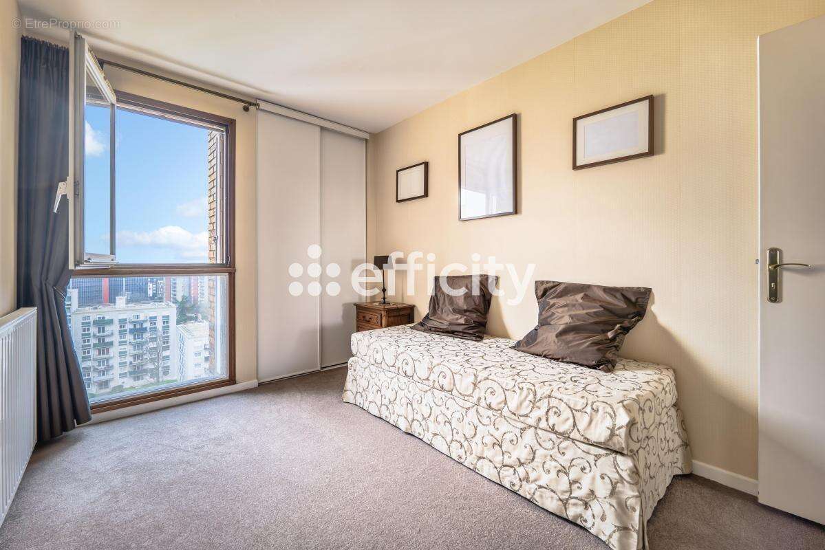 Appartement à MAISONS-ALFORT