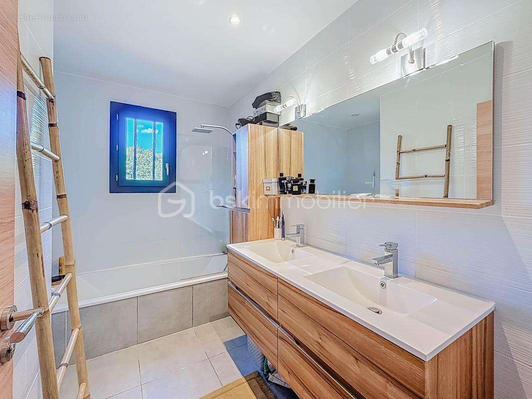 Maison à LA BOISSIERE