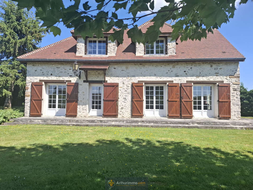 Maison à LA FERTE-GAUCHER