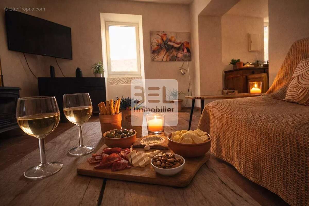 Maison à GOUDARGUES