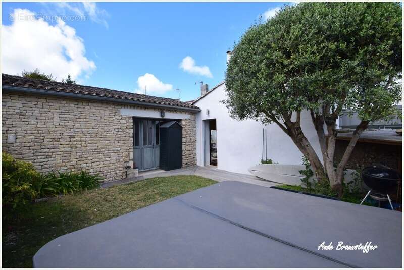 Maison à vendre 7 pièces LOIX (17) avec possibilité d'extension - photo 13