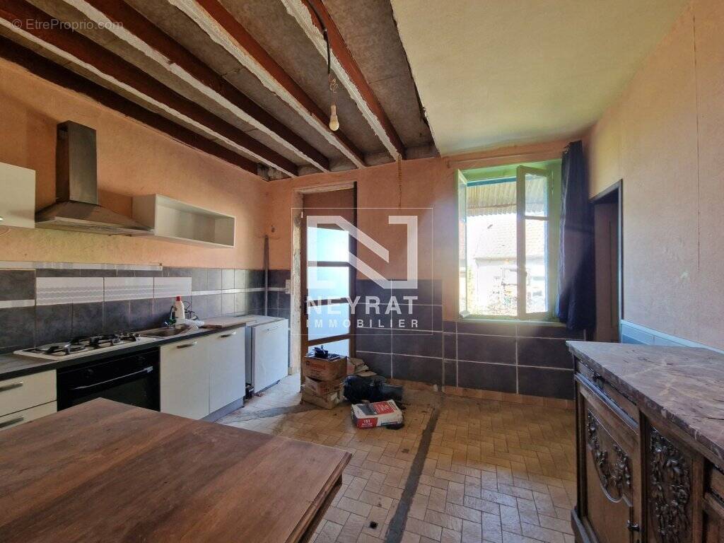 Maison à MONETAY-SUR-LOIRE