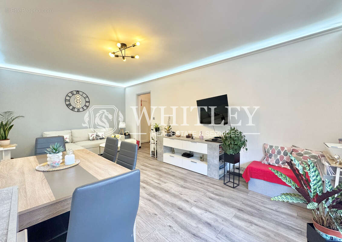 Appartement à FREJUS