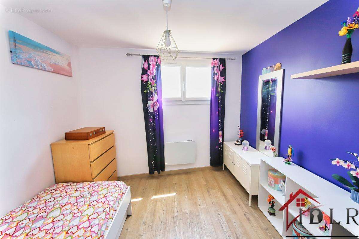 Appartement T4 3 chambres, balcon et  garage à vendre à Hyèr - photo 14
